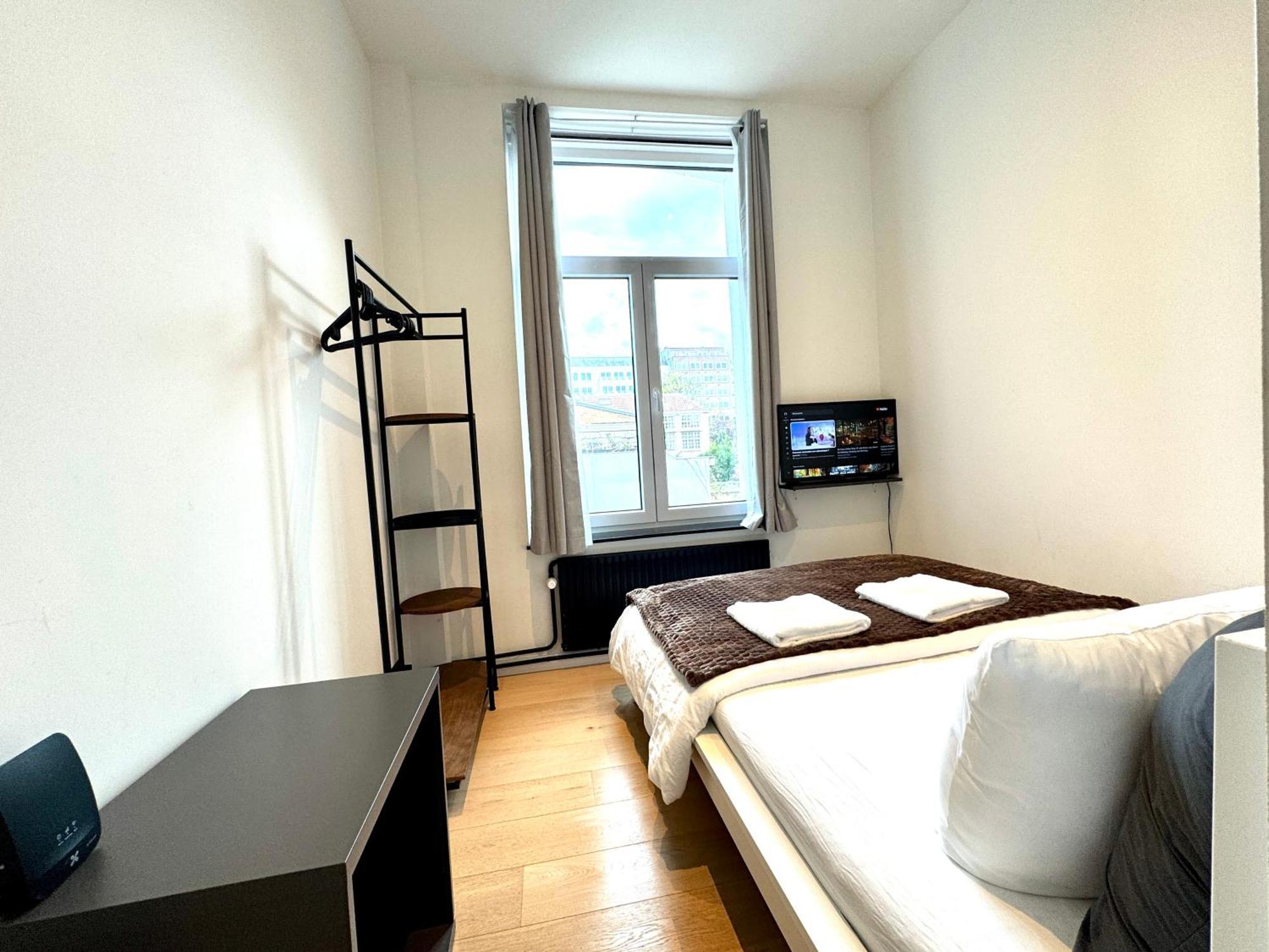 My Haus European Commision Bed & Breakfast Брюксел Екстериор снимка